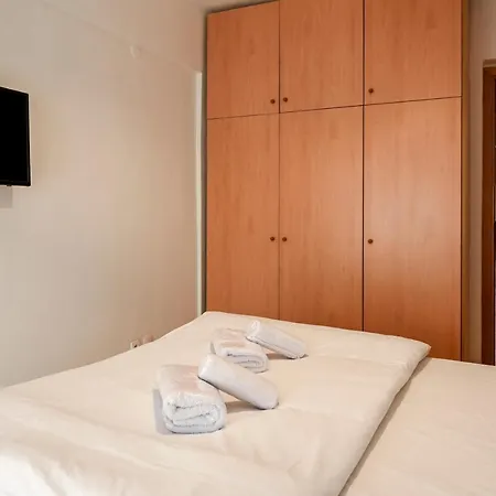 Apartment Center Modern