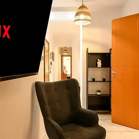 Apartment Center Modern