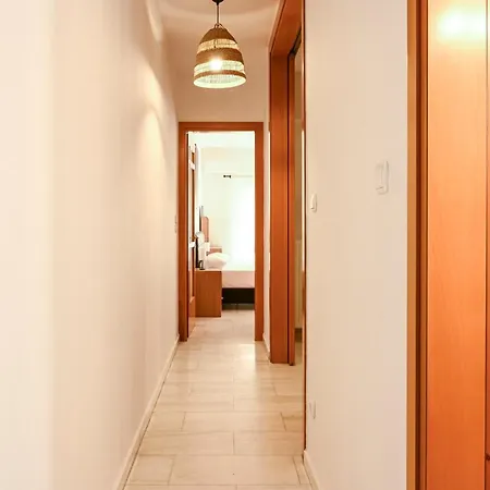 Center Modern Διαμέρισμα