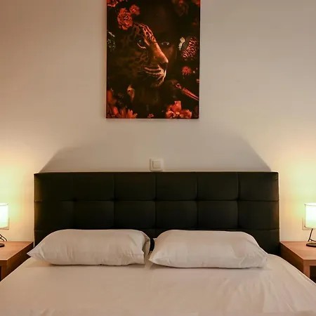 Apartment Center Modern